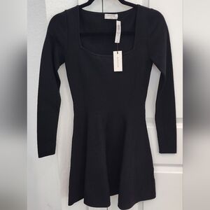 Aritzia Babaton black Sculpt Applause Dress Size S NWT